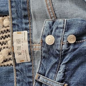 We the Free size 26 jeans